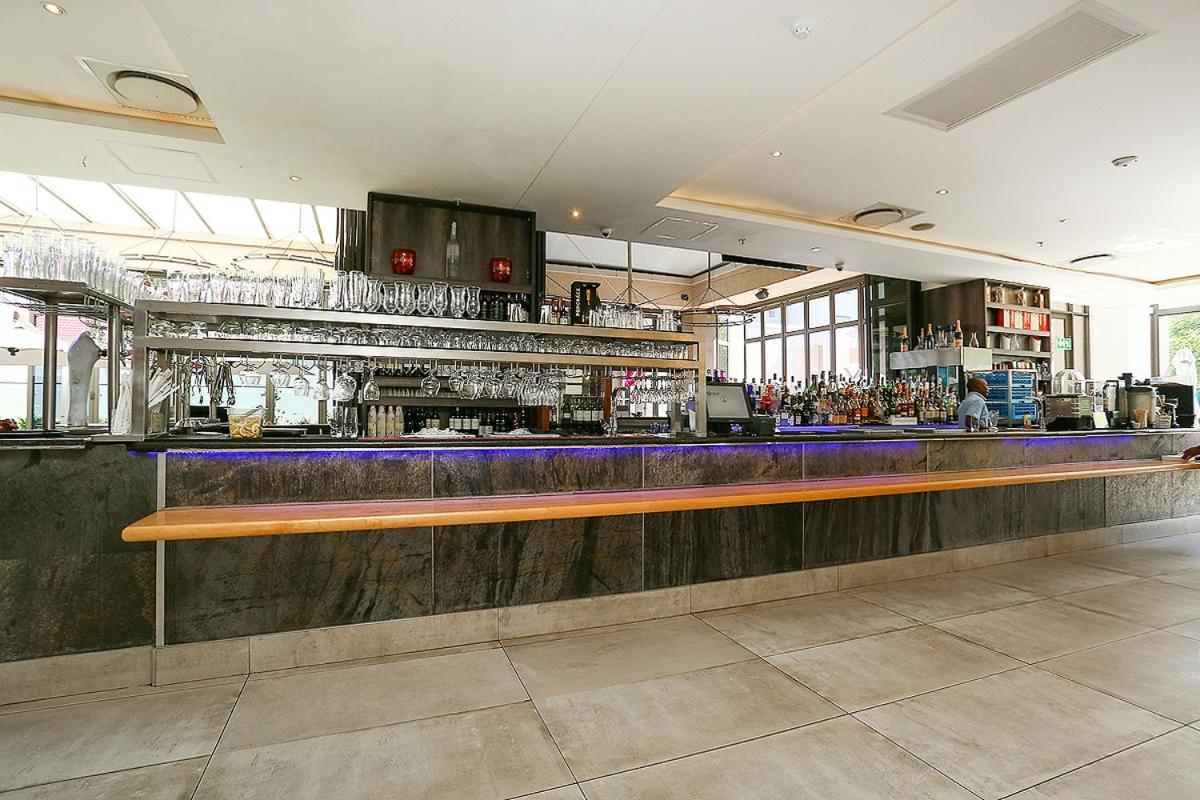 305 Sandton Skye Johannesburg Buitenkant foto